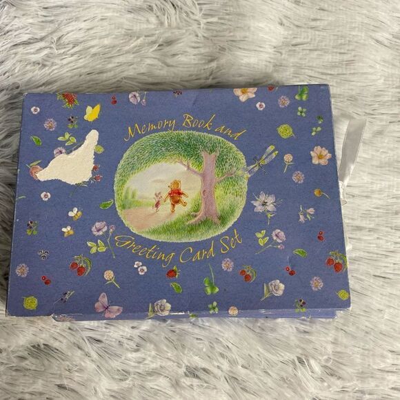 Winnie the Pooh Greeting Card and Memory Book - Picture 1 of 3